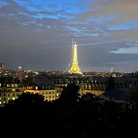 8 Personnes - Terrasse Sur Espaces Verts - Vue Tour Eiffel * 파리