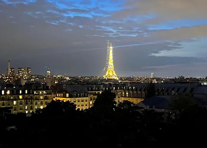 8 Personnes - Terrasse Sur Espaces Verts - Vue Tour Eiffel * 파리