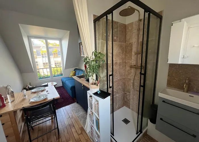 8 Personnes - Terrasse Sur Espaces Verts - Vue Tour Eiffel * 파리